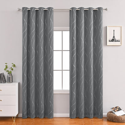 Rideau moderne et minimaliste en tissu, couleur gris foncé, avec œillets métalliques pour une installation facile sur une tringle